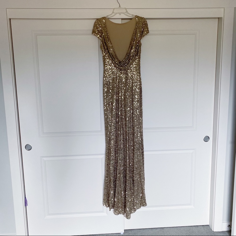 Badgly mischka gown